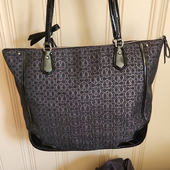 🖤Coach NWT Black And Silver Mini Jacquard Tote With Double Hang Tag Rare - Picture 3 of 9